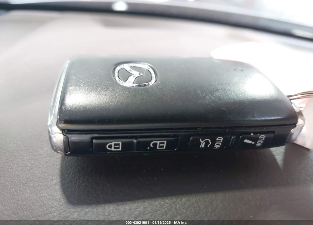 2022 MAZDA CX-30 PREMIUM VIN: 3MVDMBDL0NM449963