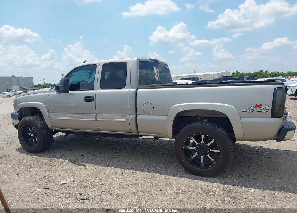 2007 CHEVROLET SILVERADO 2500HD CLASSIC LT1 VIN: 1GCHK29D07E186294