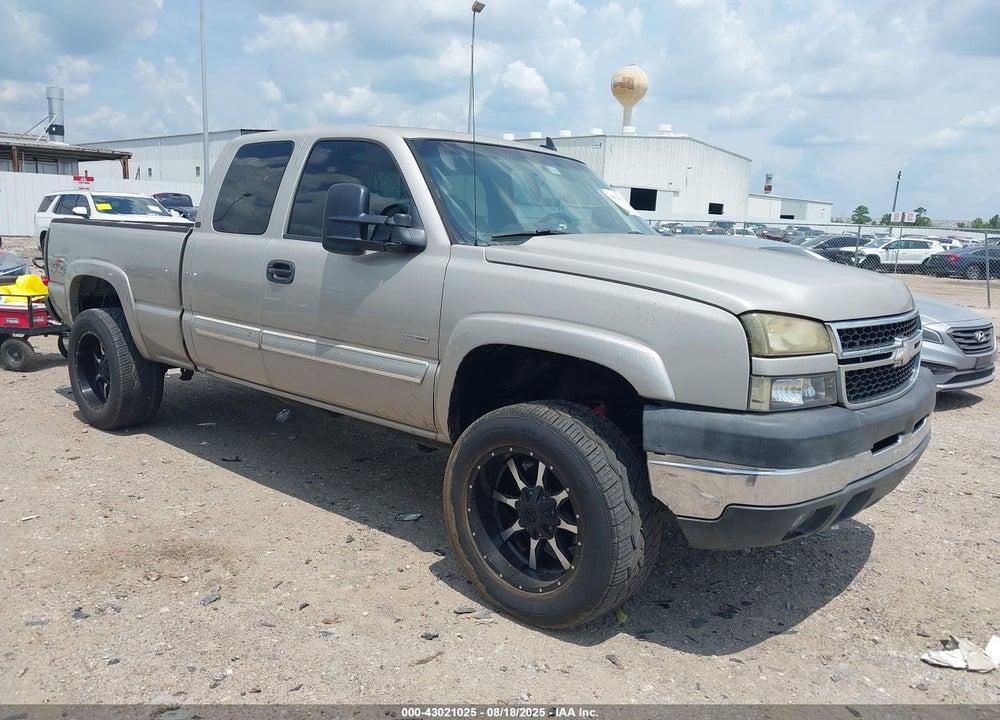 2007 CHEVROLET SILVERADO 2500HD CLASSIC LT1 VIN: 1GCHK29D07E186294