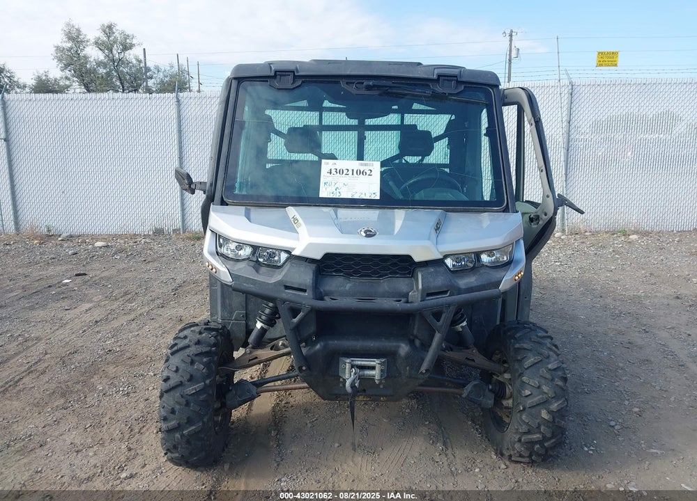 2019 CAN-AM DEFENDER XT CAB HD8 VIN: 3JBUFAN45KK000124