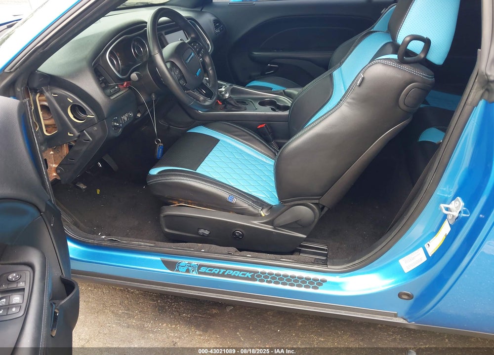 2015 DODGE CHALLENGER R/T SCAT PACK SHAKER VIN: 2C3CDZFJ0FH820724