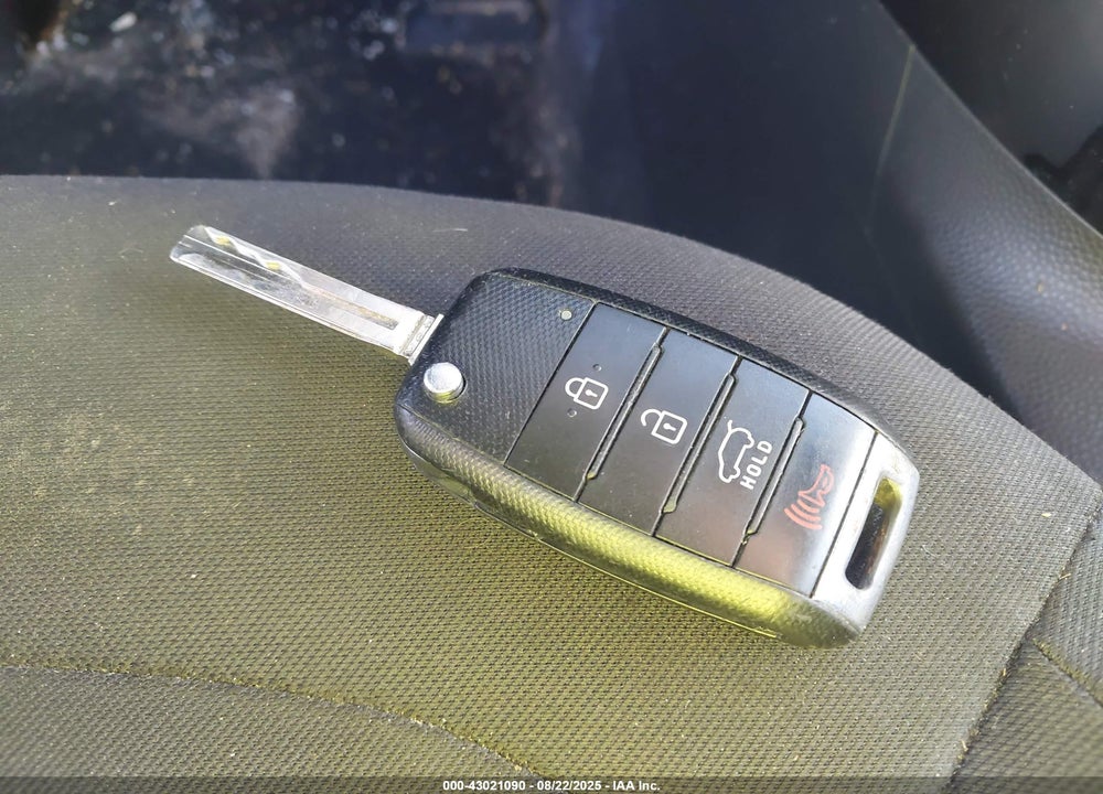 2017 KIA SOUL VIN: KNDJN2A24H7414693