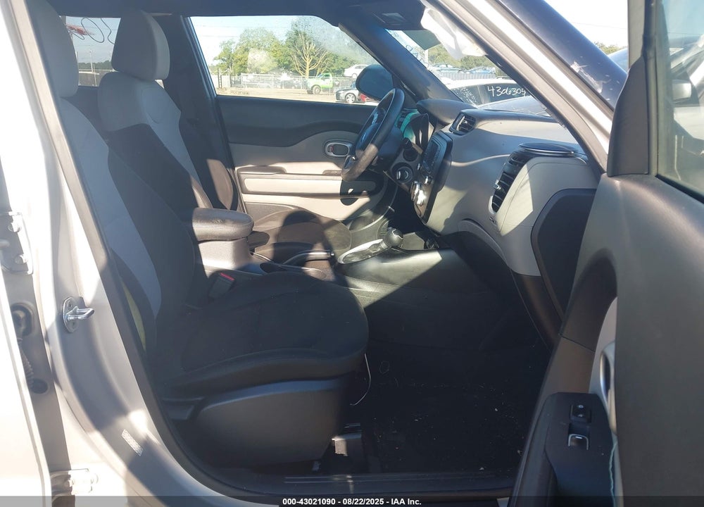 2017 KIA SOUL VIN: KNDJN2A24H7414693