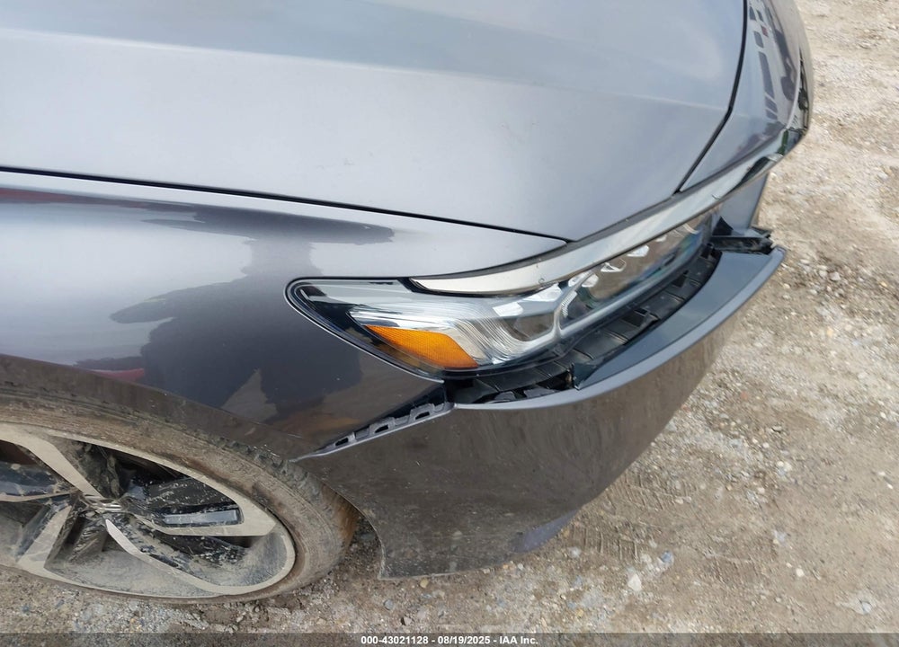 2019 HONDA ACCORD VIN: 1HGCV1F38KA148000
