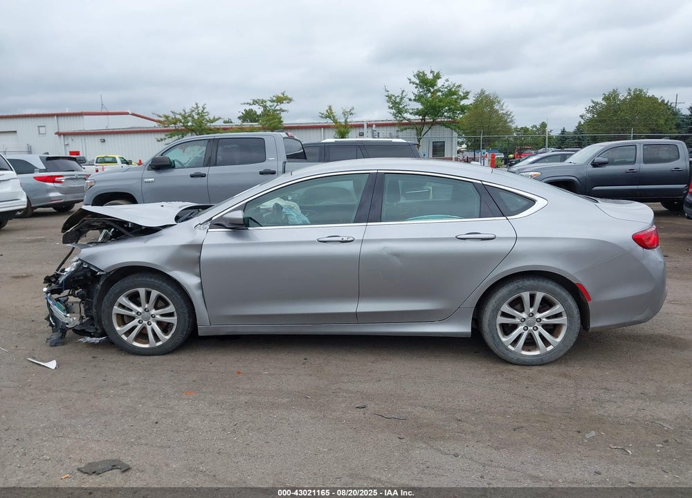 2015 CHRYSLER 200 VIN: 1C3CCCABXFN595624