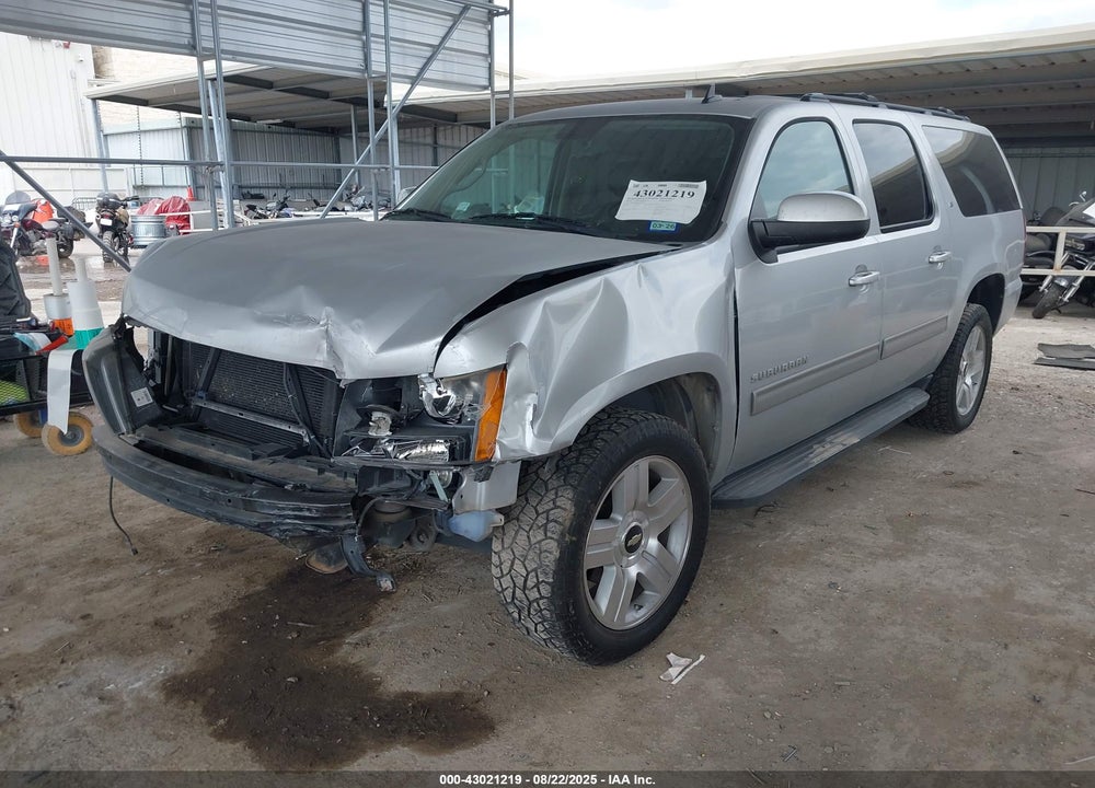 2013 CHEVROLET SUBURBAN 1500 VIN: 1GNSCJE03DR250484