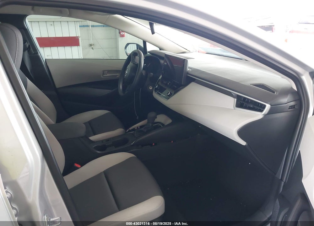 2025 TOYOTA COROLLA VIN: 5YFB4MDE1SP292857