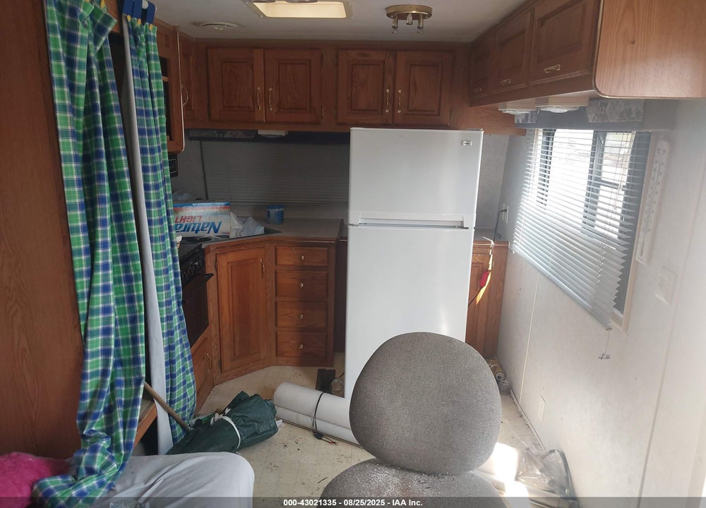 1995 HOLIDAY RAMBLER OTHER VIN: 1KB181H27SW016033