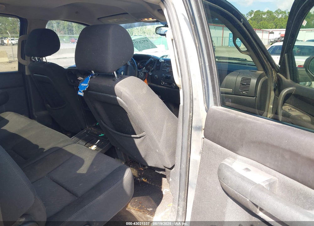 2011 CHEVROLET SILVERADO 1500 VIN: 3GCPKSE35BG272081