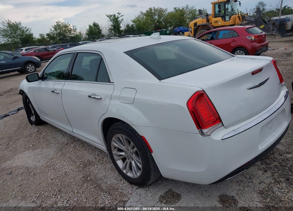 2016 CHRYSLER 300 VIN: 2C3CCAEG5GH358107