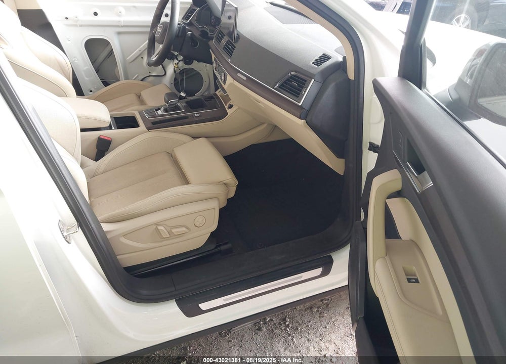 2021 AUDI Q5 VIN: WA1BAAFY8M2034944