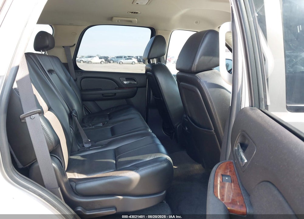 2007 CHEVROLET TAHOE VIN: 1GNFC13J37R308904