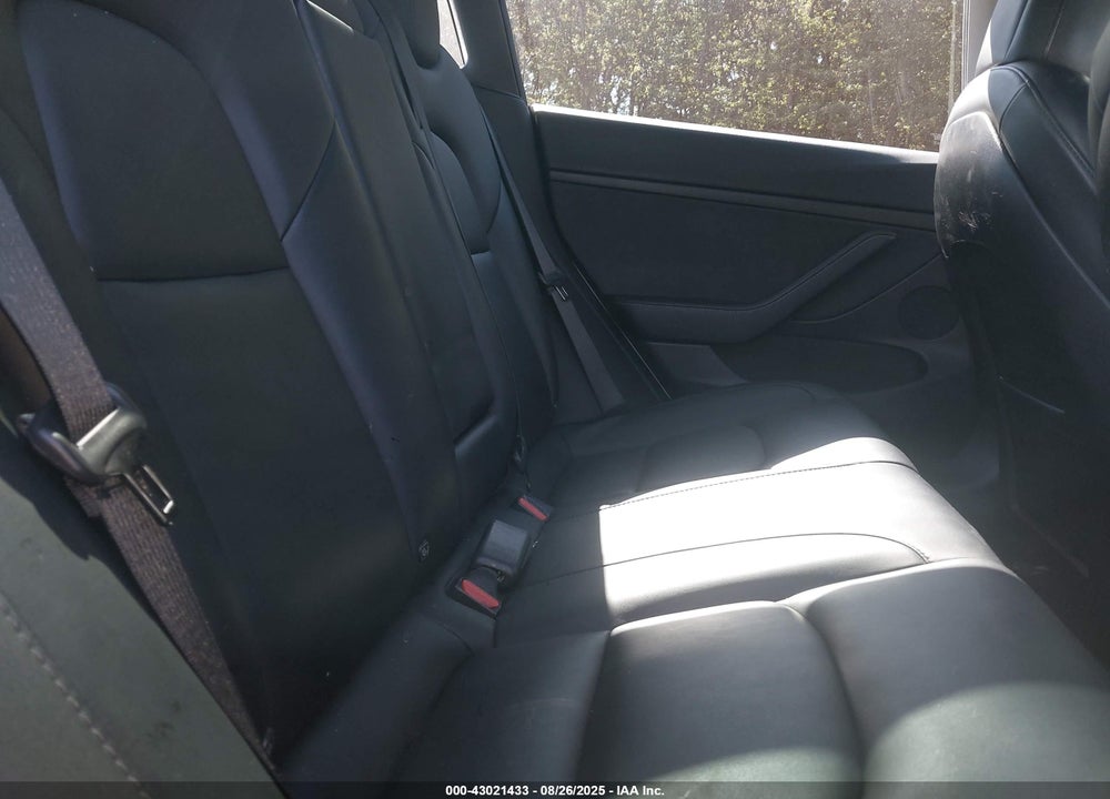 2022 TESLA MODEL 3 VIN: 5YJ3E1EA1NF323603