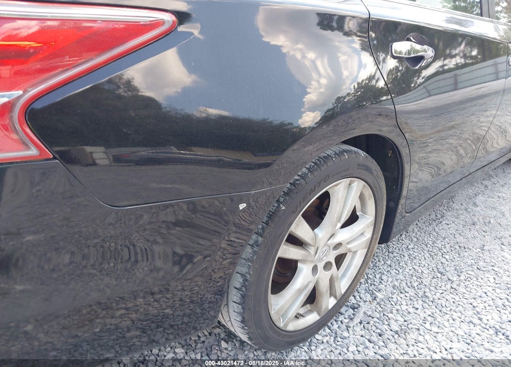 2013 NISSAN ALTIMA VIN: 1N4BL3AP7DC252285