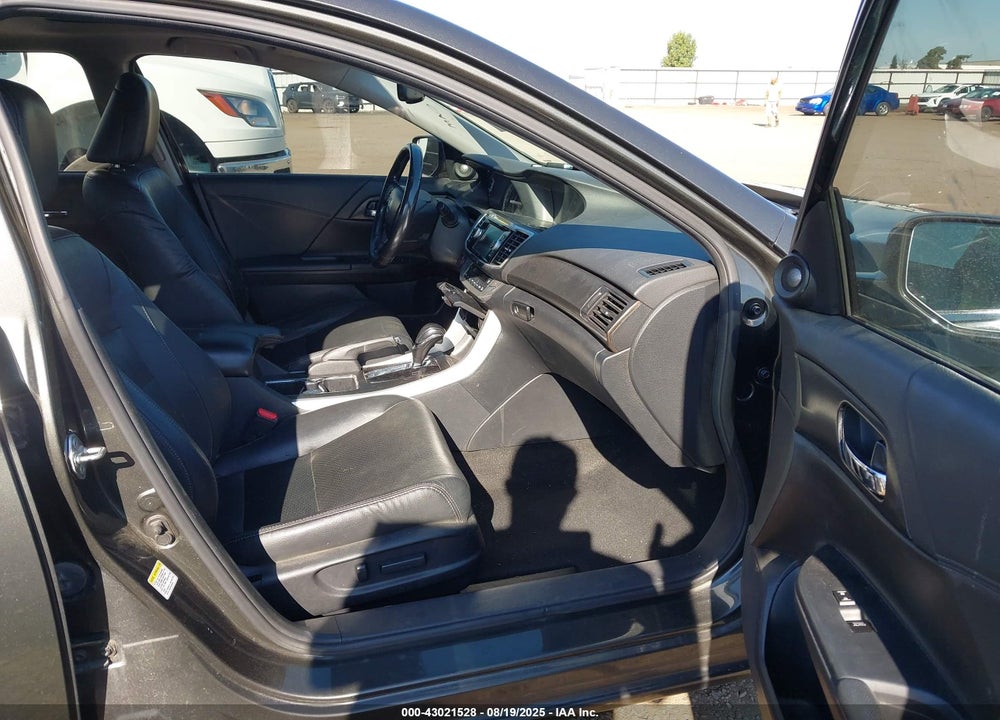2014 HONDA ACCORD VIN: 1HGCR2F86EA076448