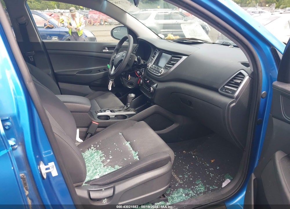 2018 HYUNDAI TUCSON VIN: KM8J3CA45JU733634