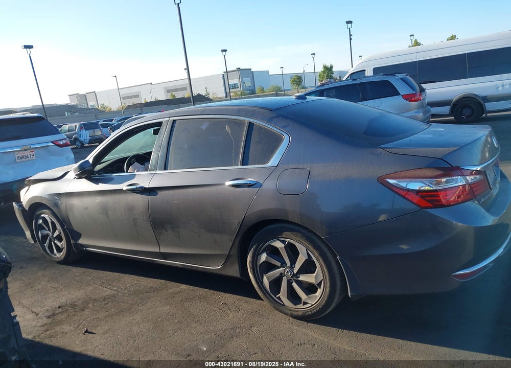 2017 HONDA ACCORD VIN: 1HGCR2F79HA220148
