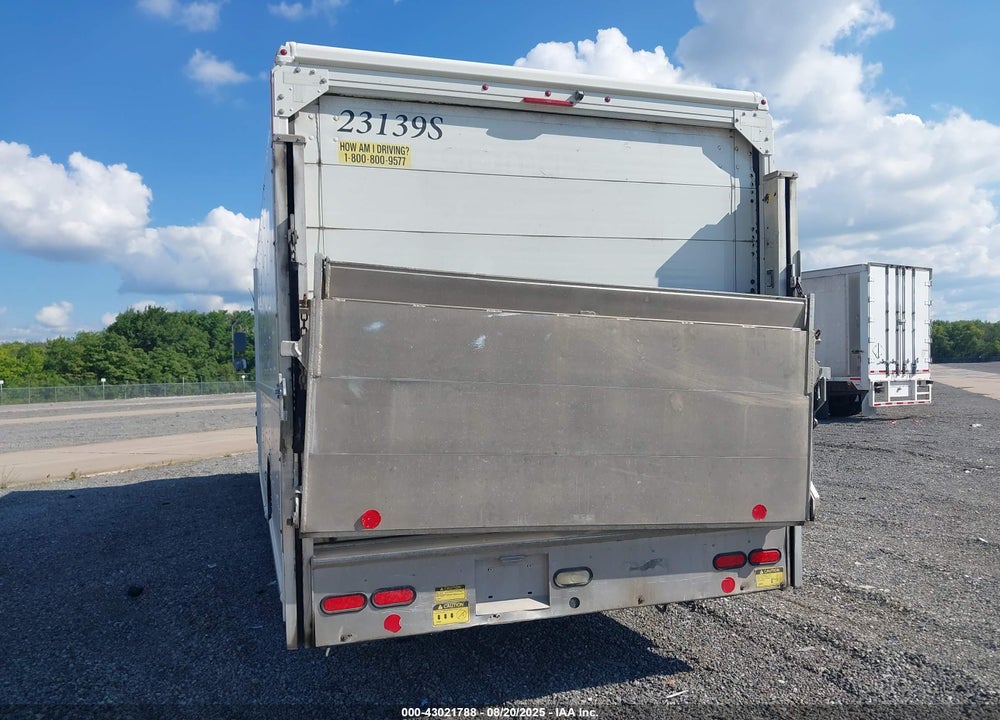 2013 FREIGHTLINER CHASSIS M LINE WALK-IN VAN VIN: 4UZAC3DV3DCFF6935
