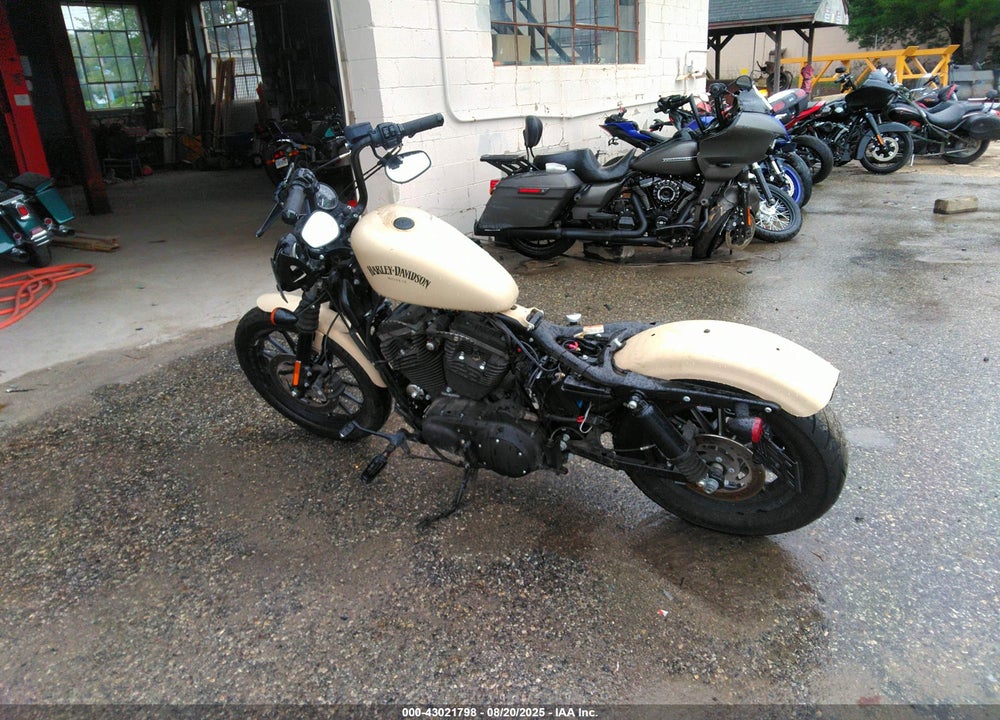 2014 HARLEY-DAVIDSON XL883 IRON 883 VIN: 1HD4LE218EC437308