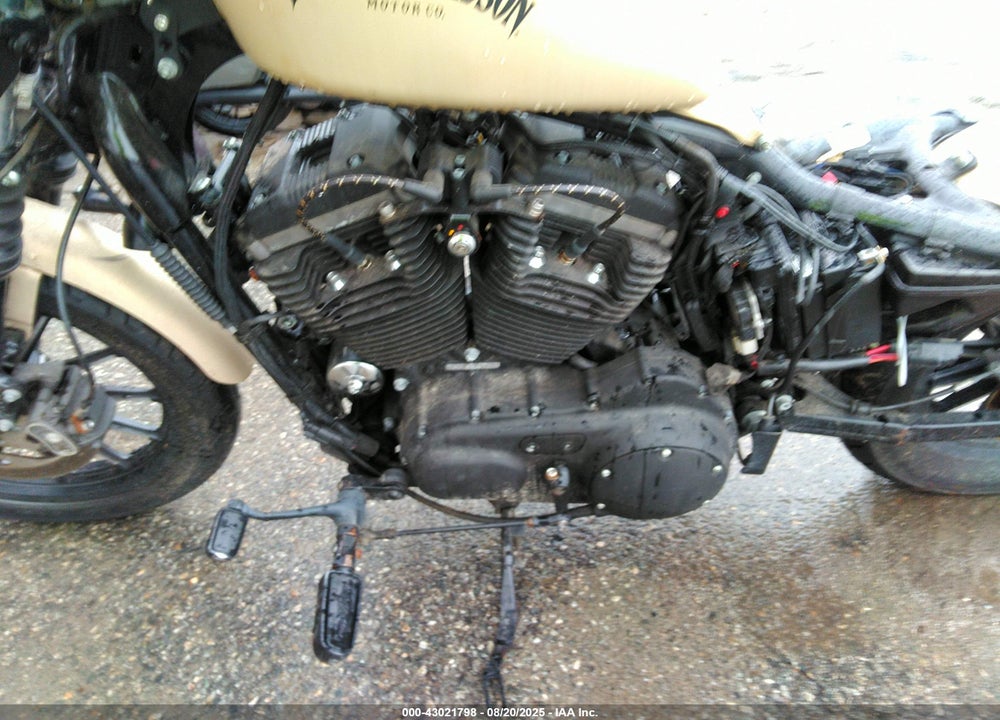 2014 HARLEY-DAVIDSON XL883 IRON 883 VIN: 1HD4LE218EC437308