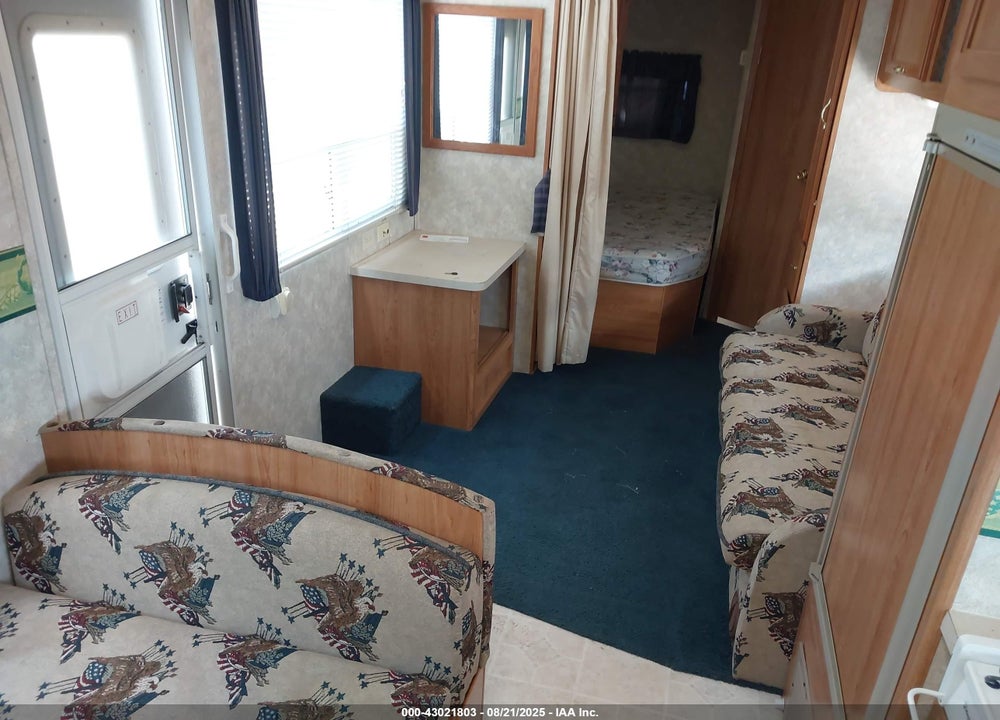 2003 COACHMEN OTHER VIN: 1TC2B215X31204316