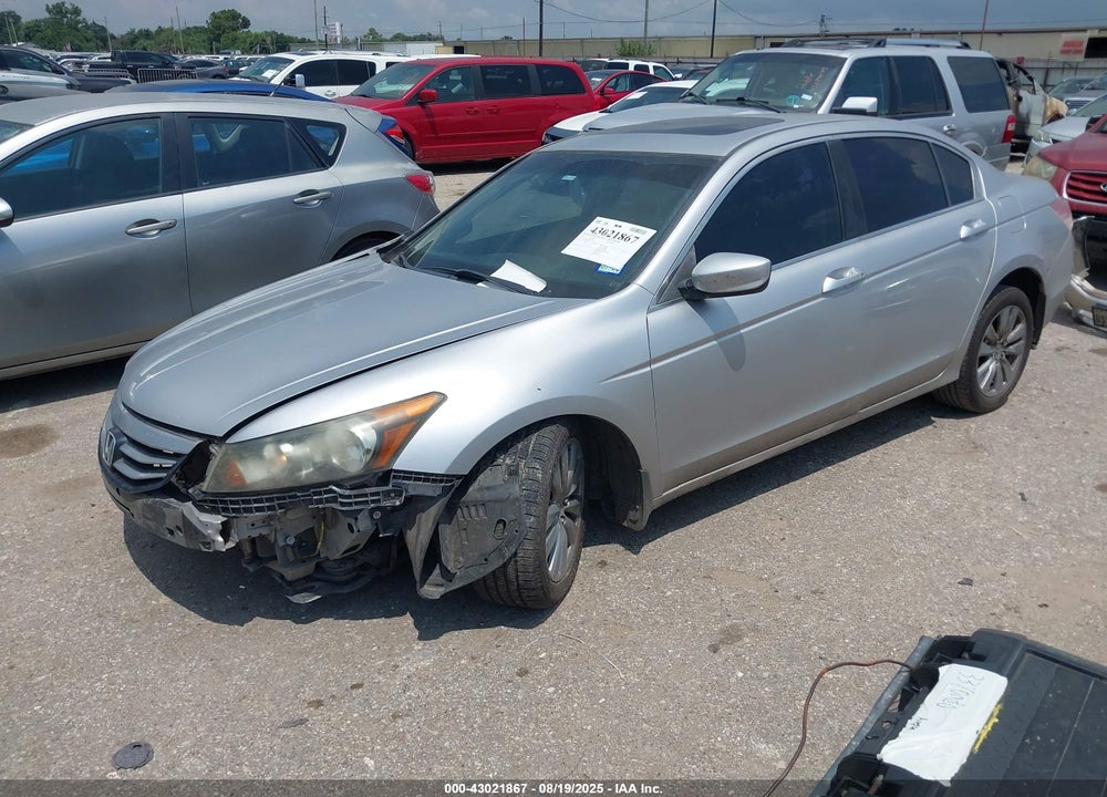 2011 HONDA ACCORD VIN: 1HGCP2F88BA120743