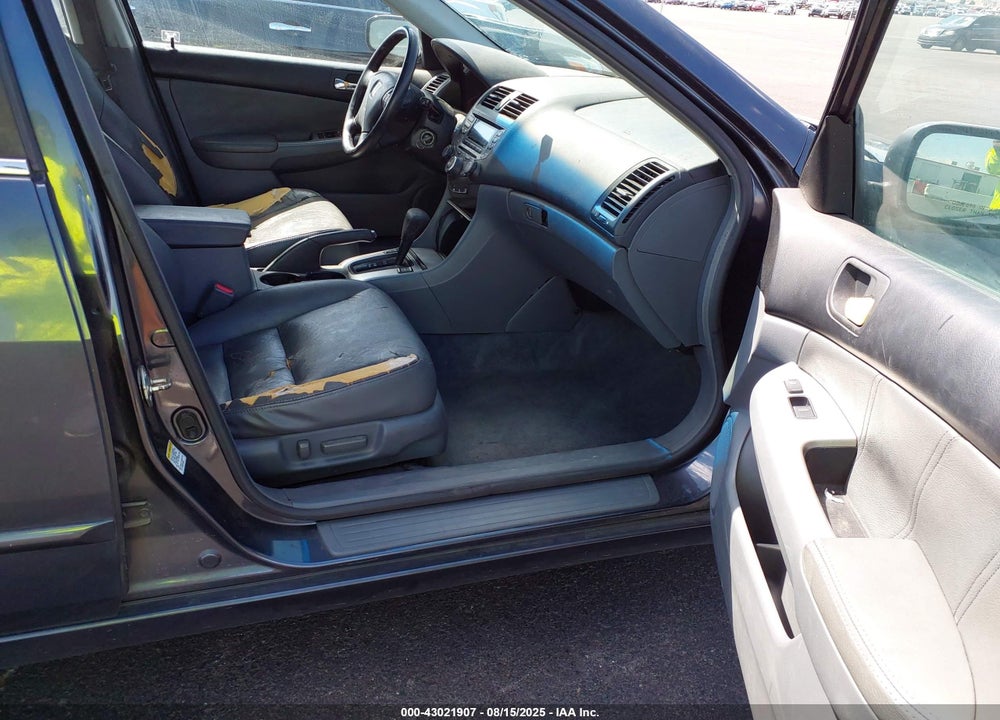 2003 HONDA ACCORD 3.0 EX VIN: 1HGCM66533A084872