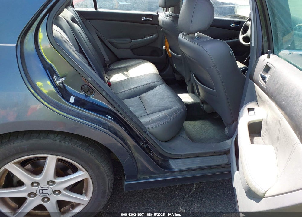 2003 HONDA ACCORD 3.0 EX VIN: 1HGCM66533A084872