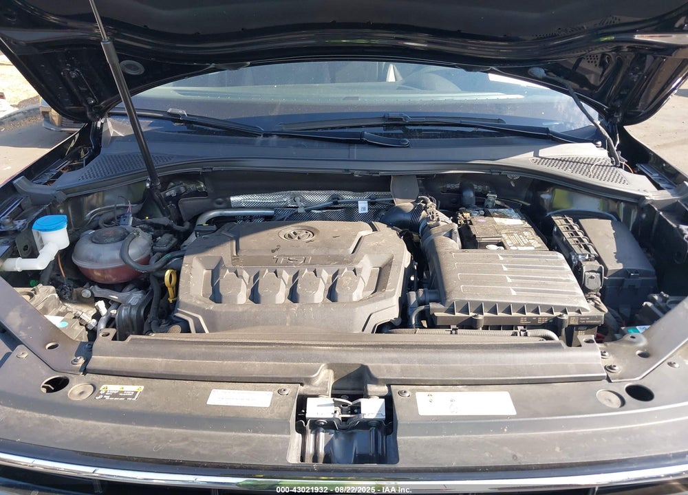 2022 VOLKSWAGEN TIGUAN VIN: 3VV3B7AX6NM016530