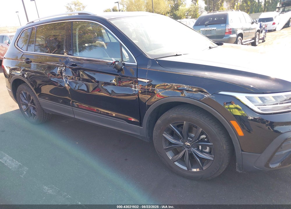 2022 VOLKSWAGEN TIGUAN VIN: 3VV3B7AX6NM016530