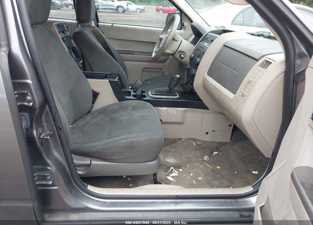 2009 FORD ESCAPE VIN: 1FMCU92739KB26978