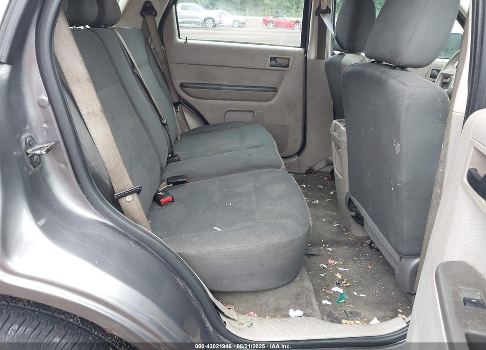 2009 FORD ESCAPE VIN: 1FMCU92739KB26978