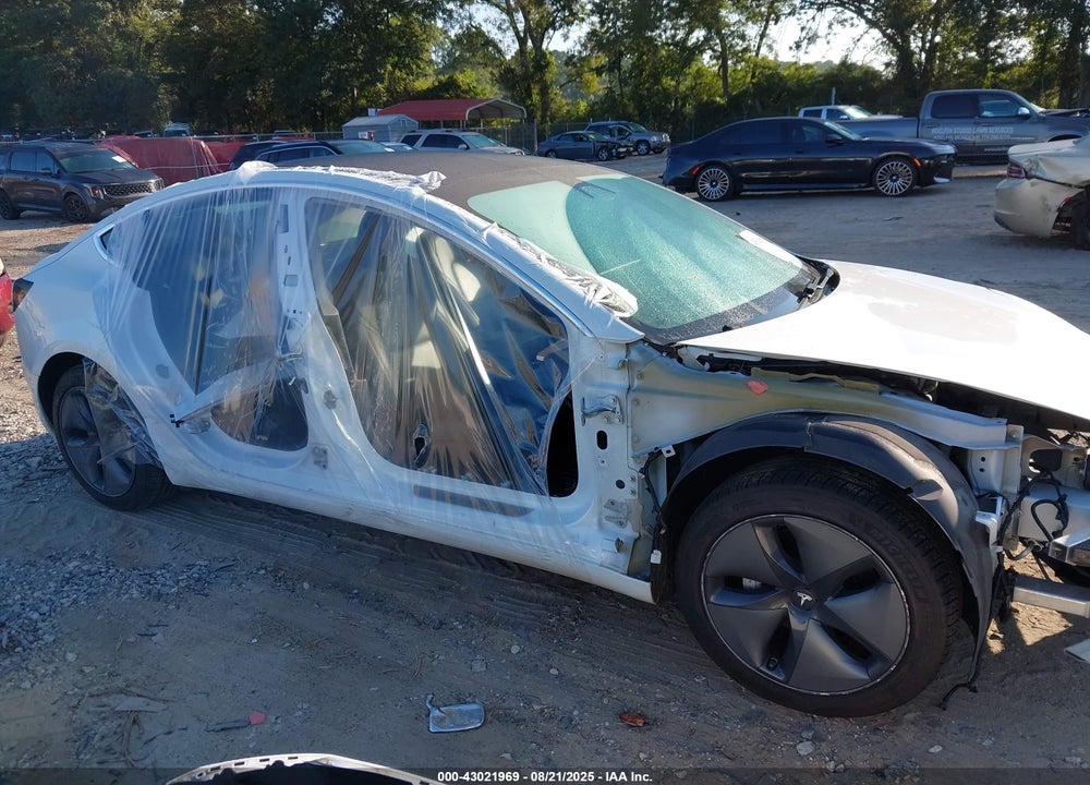 2020 TESLA MODEL 3 STANDARD RANGE PLUS REAR-WHEEL DRIVE/STANDARD RANGE REAR-WHEEL DRIVE VIN: 5YJ3E1EA0LF597775