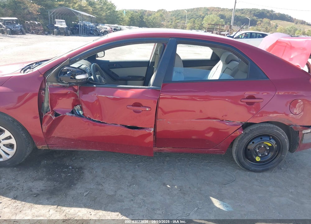 2010 KIA FORTE EX VIN: KNAFU4A25A5124983