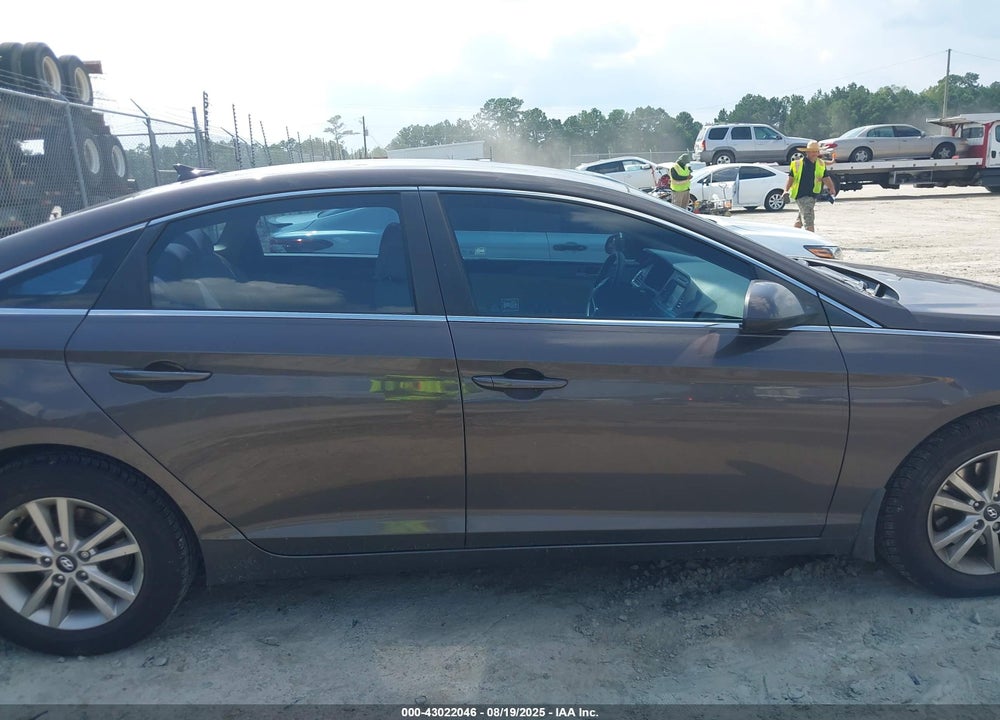 2017 HYUNDAI SONATA VIN: 5NPE24AF3HH498543