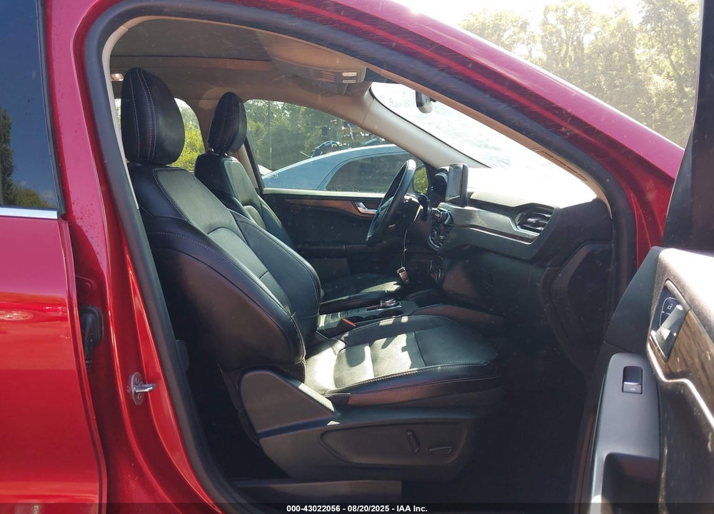 2020 FORD ESCAPE VIN: 1FMCU9J90LUB67888