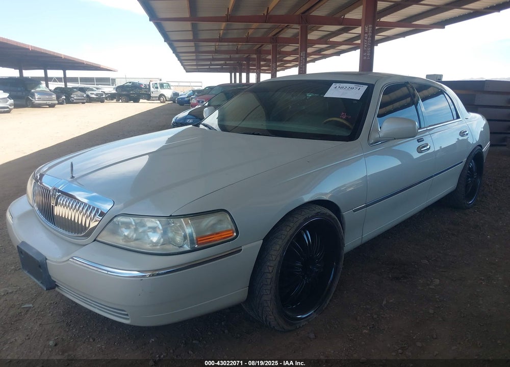 2004 LINCOLN TOWN CAR ULTIMATE VIN: 1LNHM83W94Y601514
