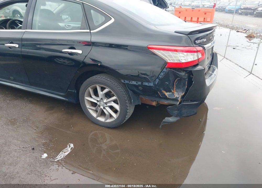 2015 NISSAN SENTRA SR VIN: 3N1AB7AP1FY320500