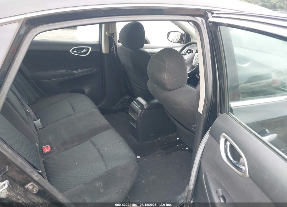 2015 NISSAN SENTRA SR VIN: 3N1AB7AP1FY320500