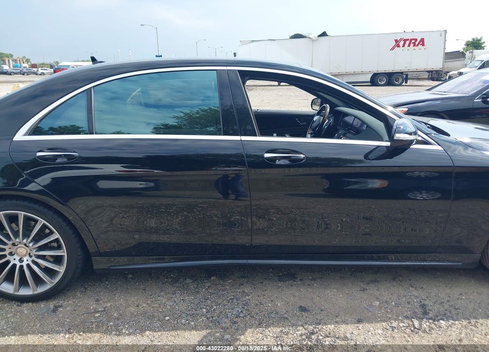 2016 MERCEDES-BENZ S CLASS VIN: WDDUG8FB6GA218295