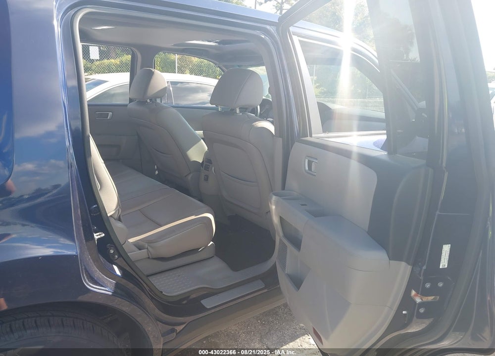 2014 HONDA PILOT EX-L VIN: 5FNYF4H7XEB056224