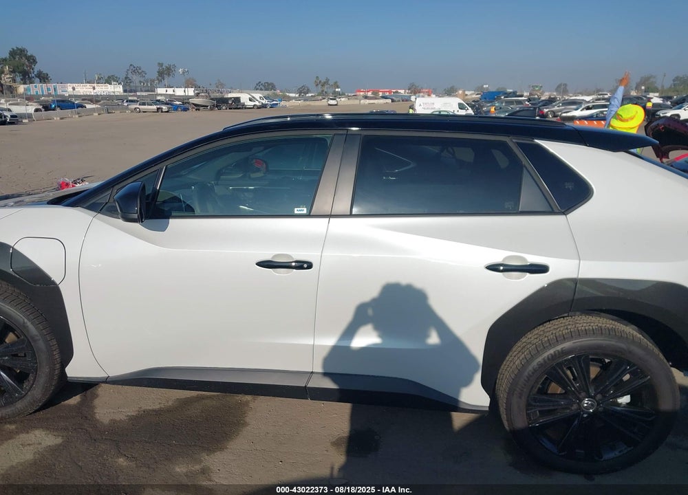 2025 TOYOTA BZ4X VIN: JTMABACA8SA094523