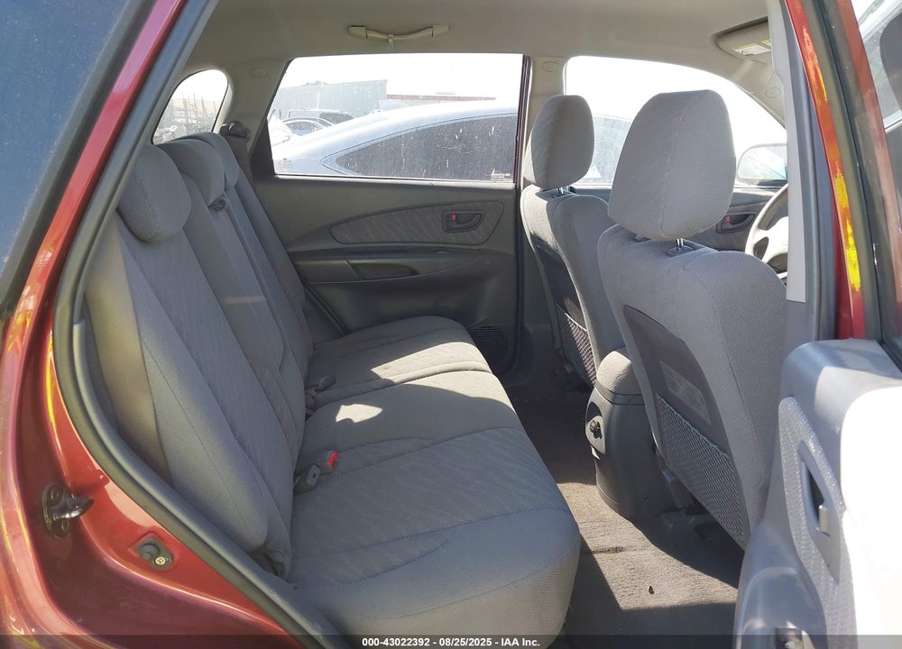 2005 HYUNDAI TUCSON GL VIN: KM8JM12BX5U121837