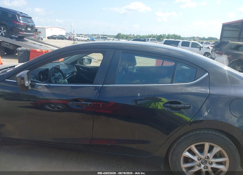 2014 MAZDA 3 VIN: JM1BM1W70E1116310