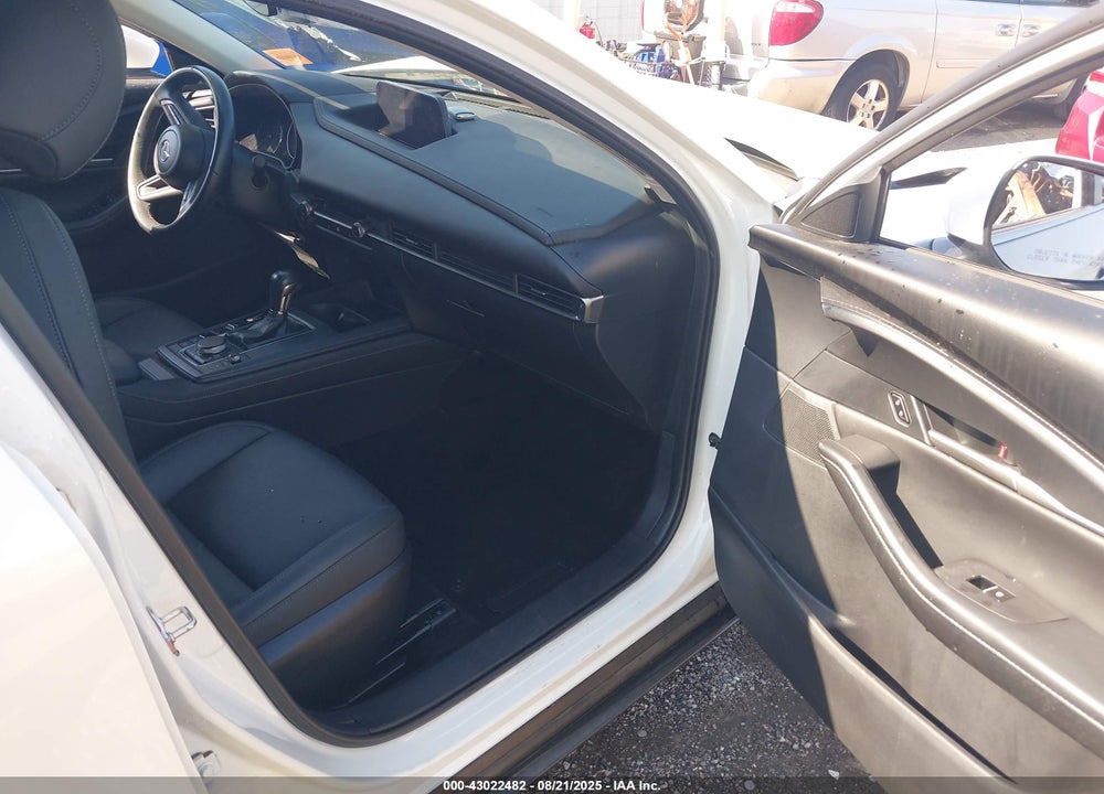 2022 MAZDA CX-30 VIN: 3MVDMBBL0NM456950