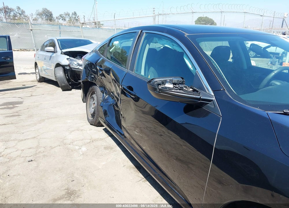 2016 HONDA CIVIC VIN: 2HGFC2F5XGH561684