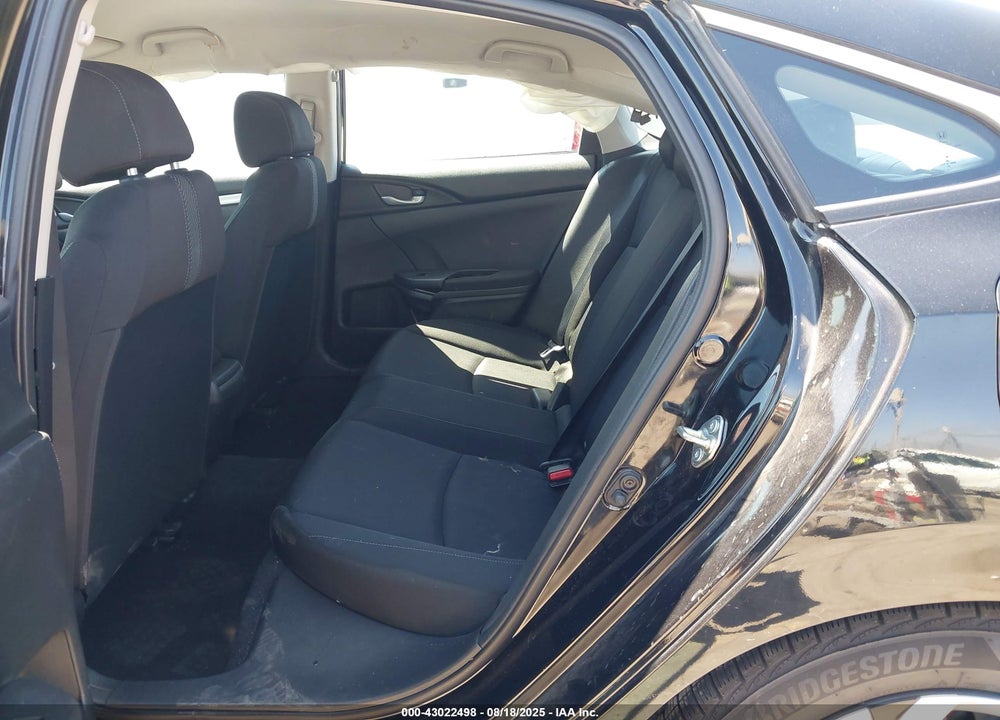 2016 HONDA CIVIC VIN: 2HGFC2F5XGH561684