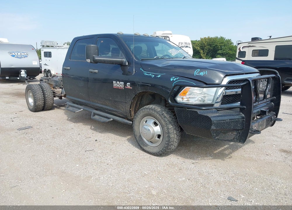 2018 RAM 3500 TRADESMAN  4X4 8' BOX VIN: 3C63RRGL7JG299319