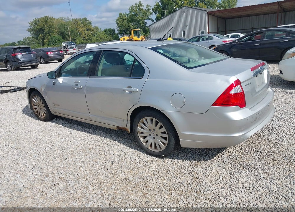 2011 FORD FUSION VIN: 3FADP0L31BR292494
