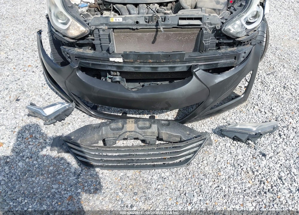 2015 HYUNDAI ELANTRA VIN: 5NPDH4AE7FH607777